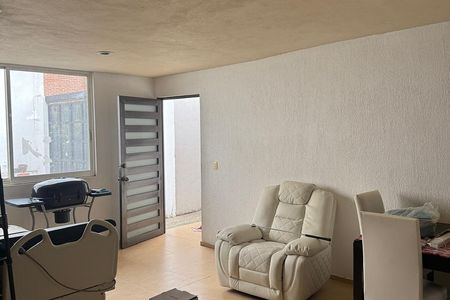 Hermosa casa de una sola planta en exclusiva privada