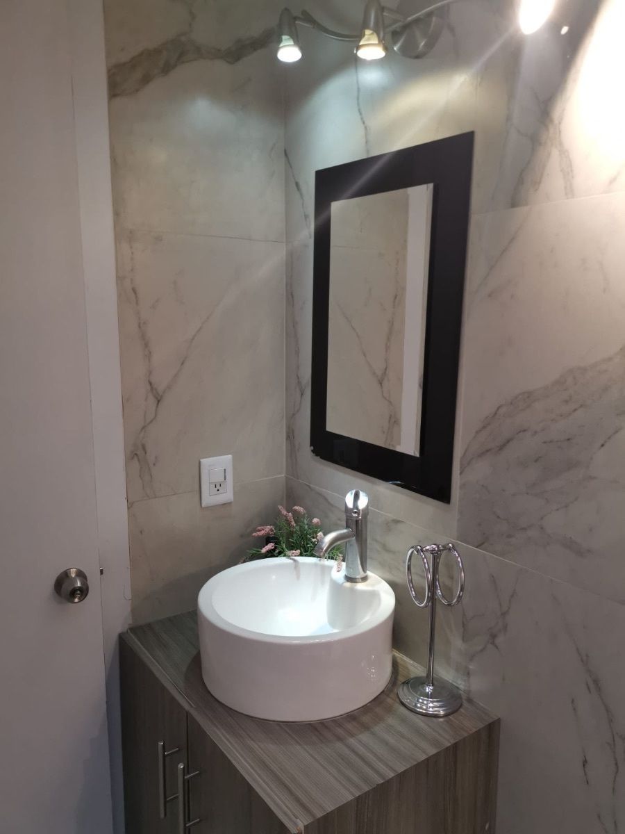 26 de 30: Baño completo