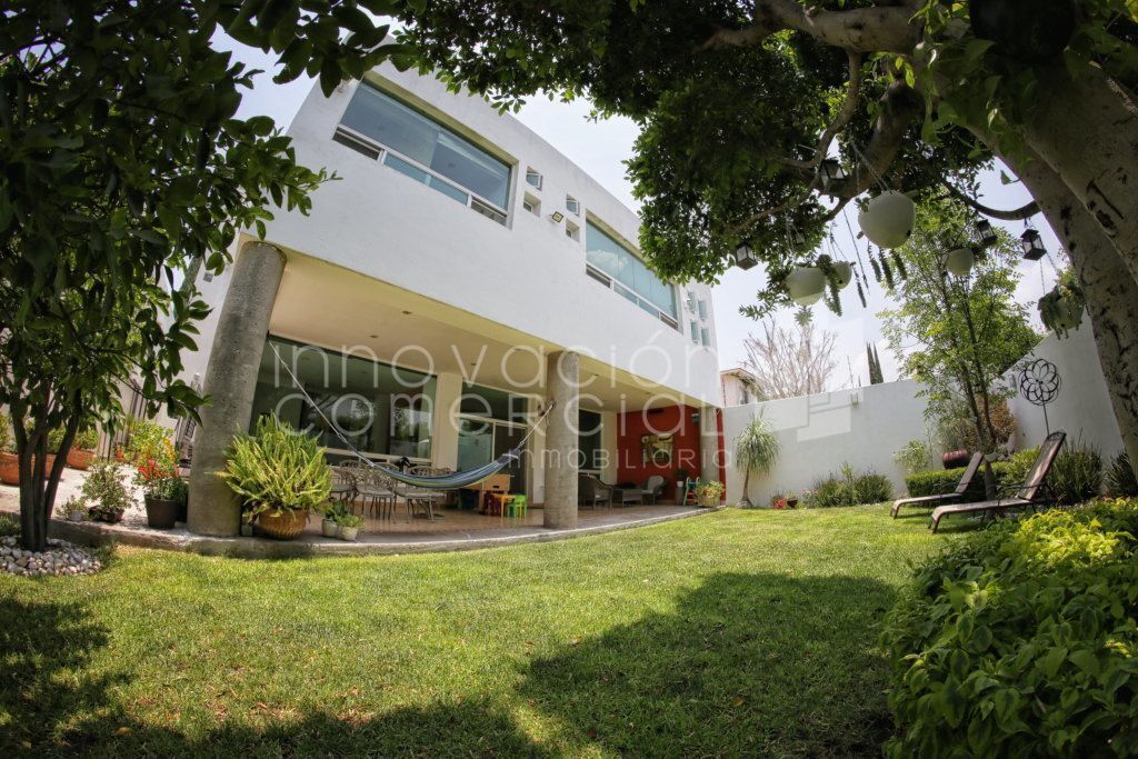 1 de 45: Jardín