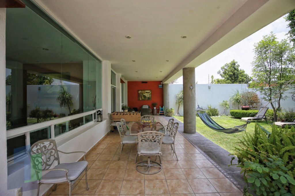 Terraza, photo 2 of 43