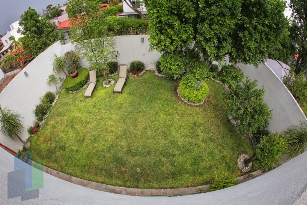 35 de 46: Vista jardín