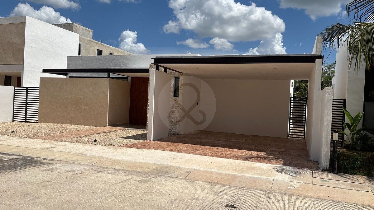 Casa en venta de 2 Habitaciones 1 planta en Mérida Yucatán. Cerca a la playa - foto 1
