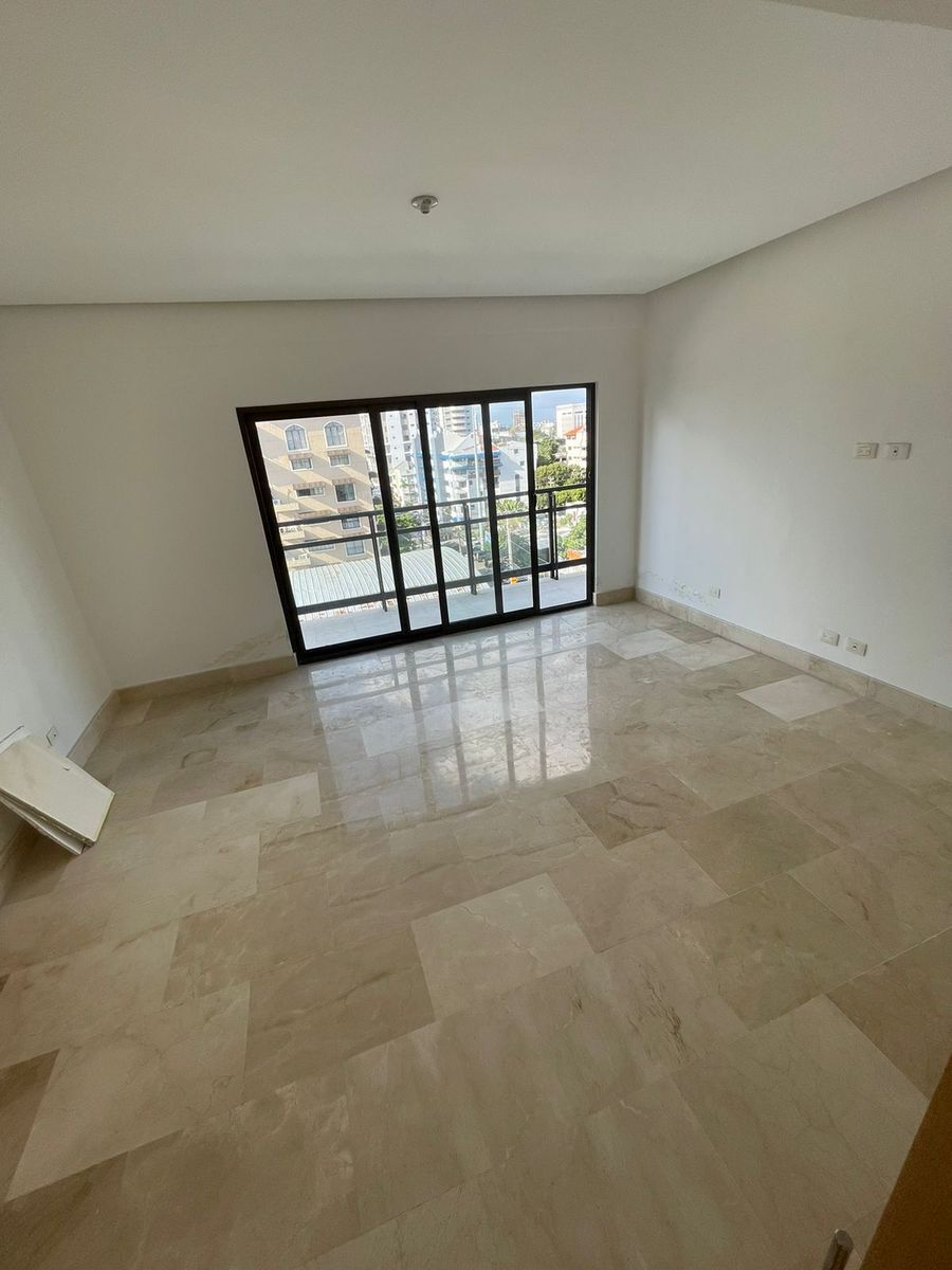 4 de 37: ESTUDIOCON BANO COMPLETO