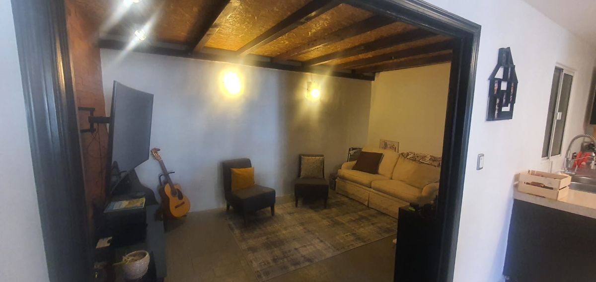 House in Urbi Quinta del Cedro, Tijuana, photo 11 of 12
