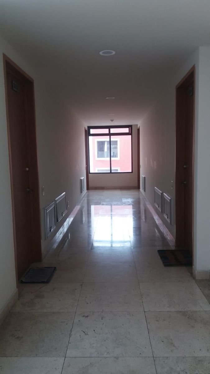 Pasillo común de 3er. piso., foto 5 de 31