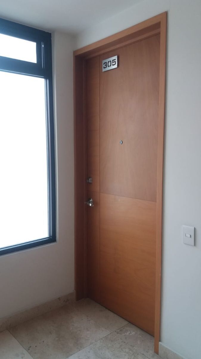 Entrada a departamento., foto 6 de 31