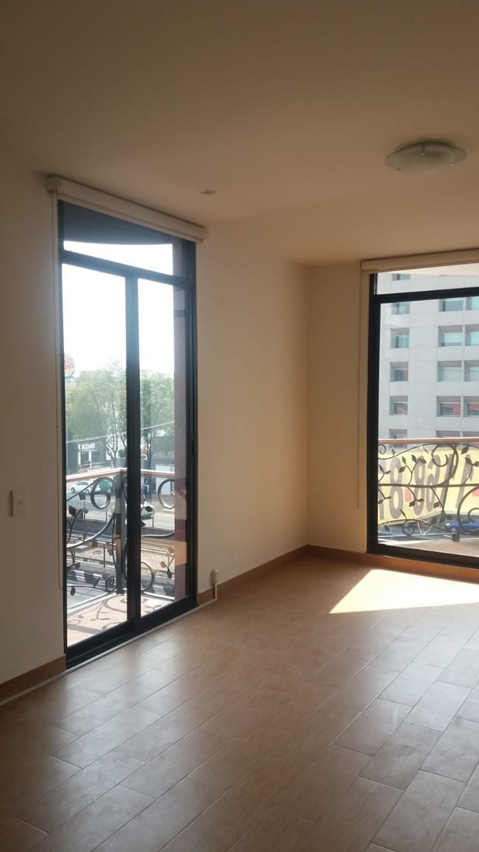 Vista de balcón y terraza., foto 12 de 31