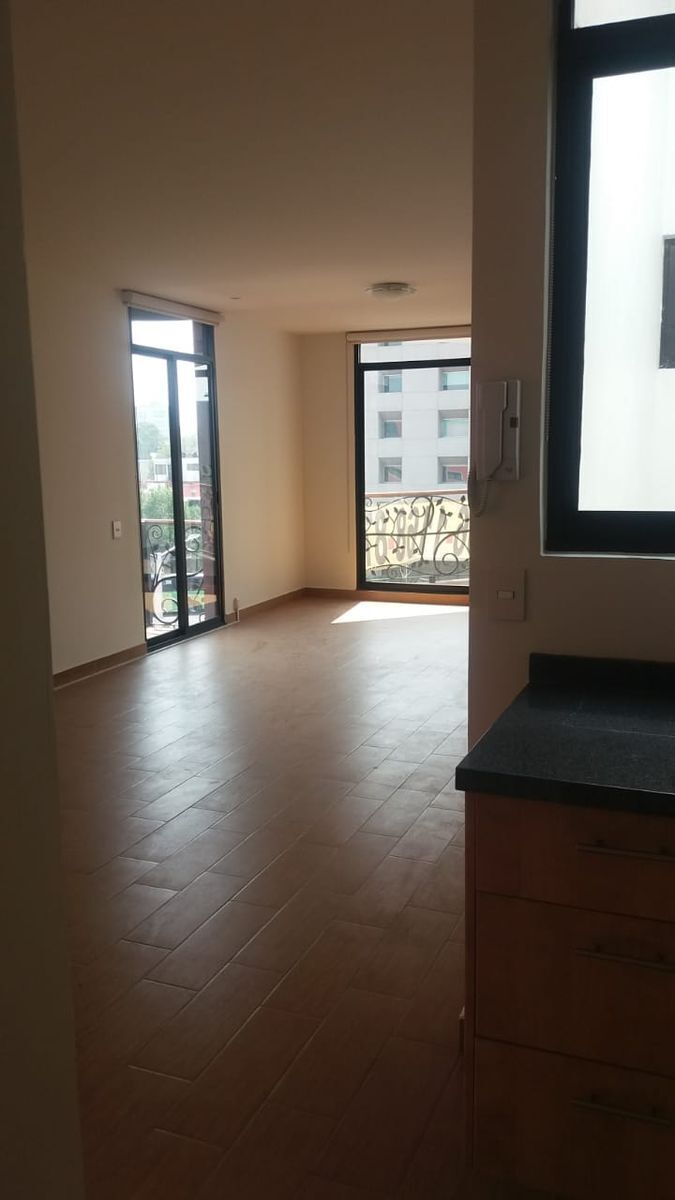 Vista de sala y comedor., foto 25 de 31