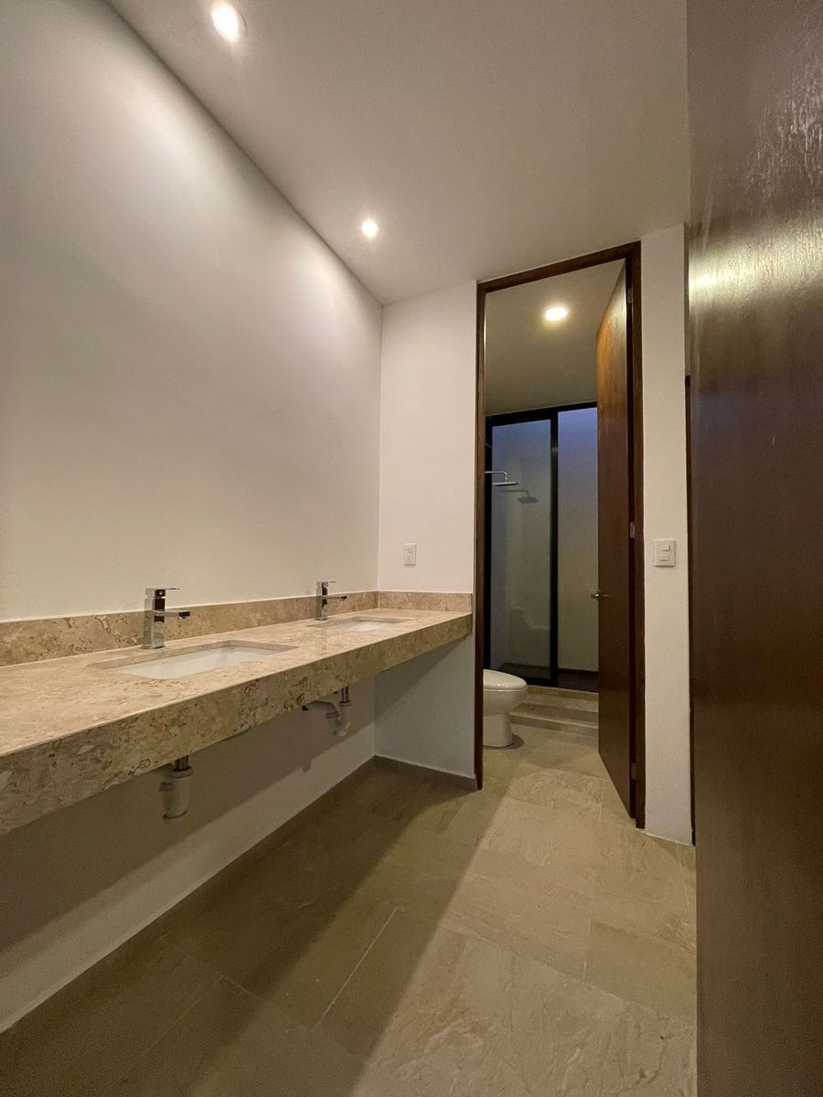 Baño recámara principal