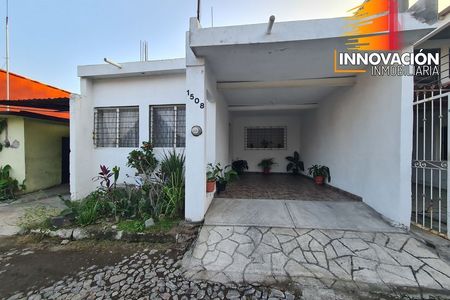 SE VENDE CASA DE 1 NIVEL EN COLONIA EL PARAISO AL ORIENTE DE COLIMA,