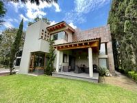 CASA EN VENTA FRENTE AL CAMPO DE GOLF EL CIELO COUNTRY CLUB,TLAJOMULCO DE ZUÑIGA