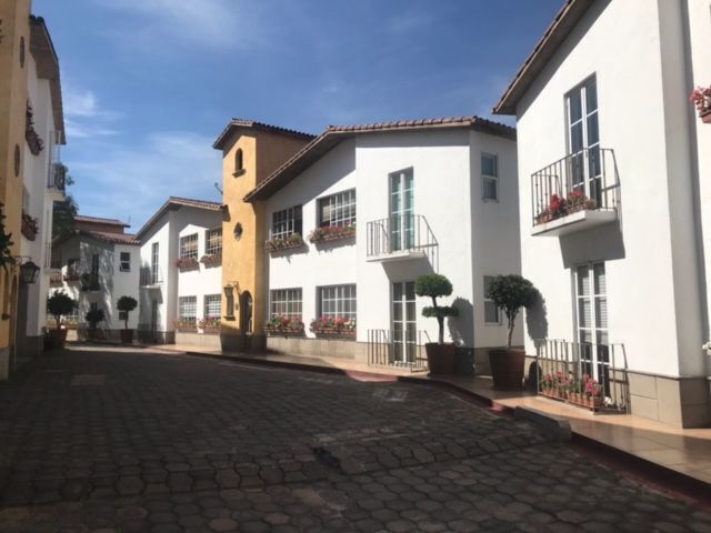 1 de 14: CALLE PRIVADA