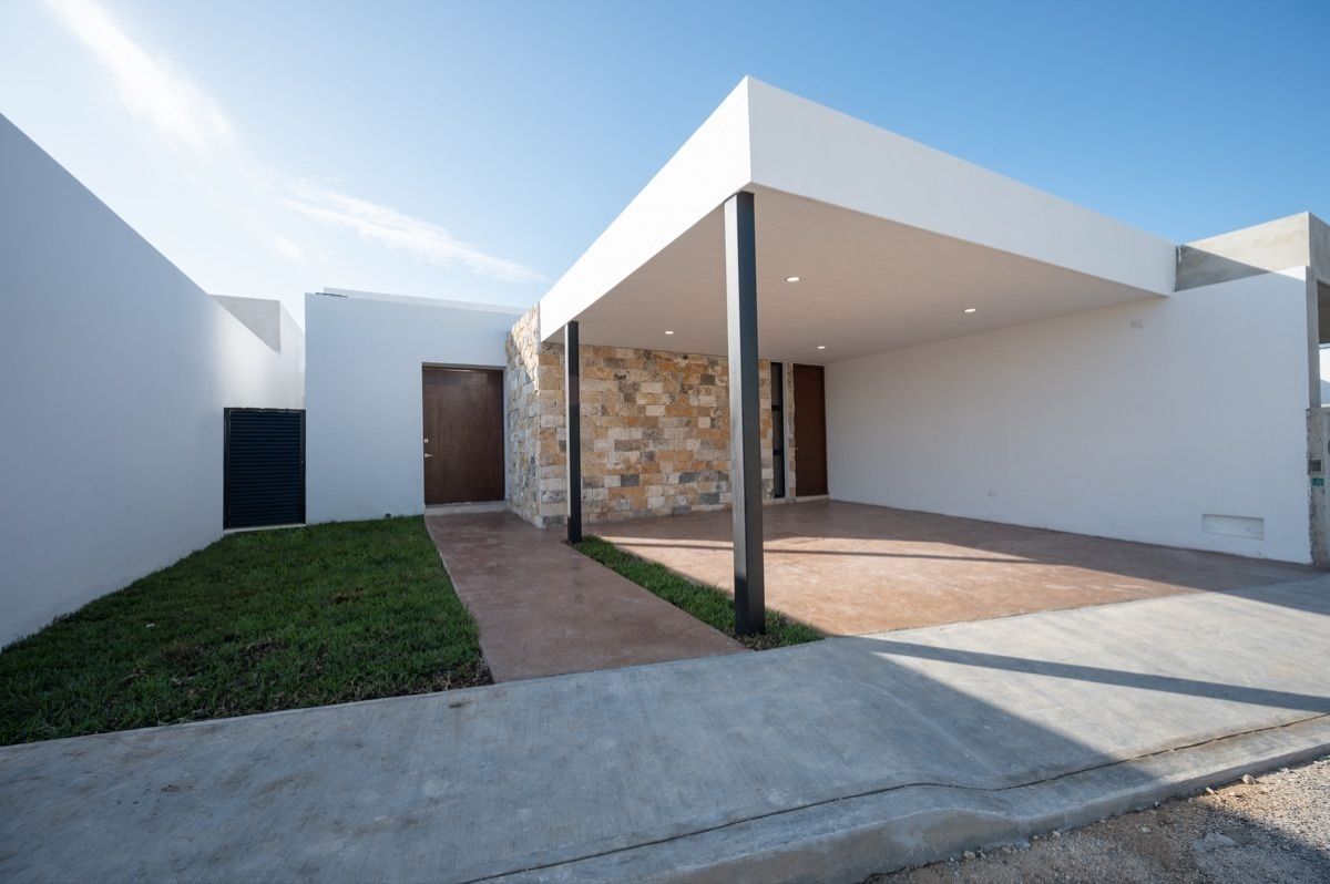 CASA EN VENTA DE UNA SOLA PLANTA EN DZITYA