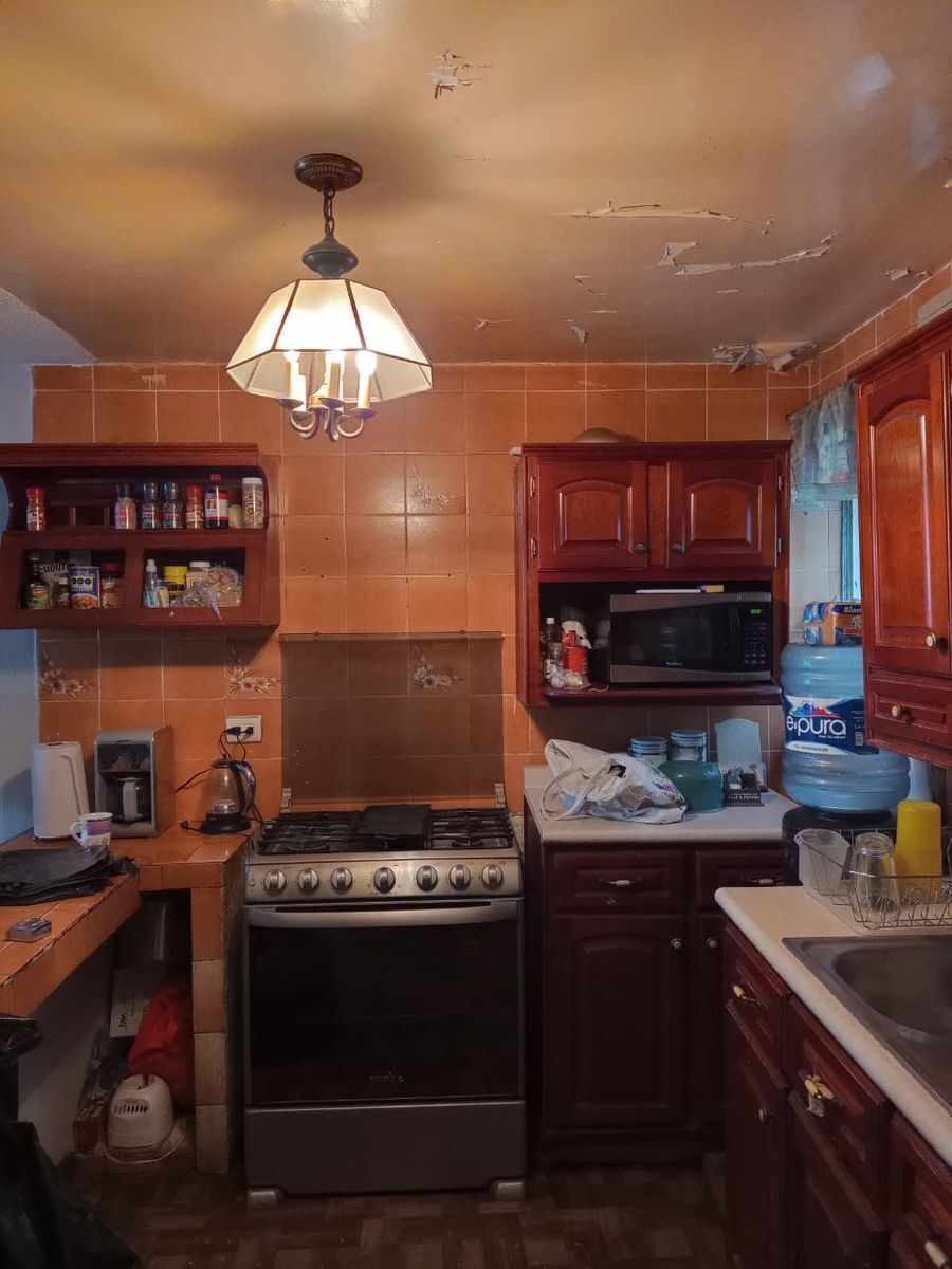 4 de 14: Cocina con cocina integral