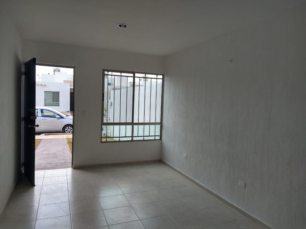 Casa em Los Héroes, Mérida, foto 2 de 14