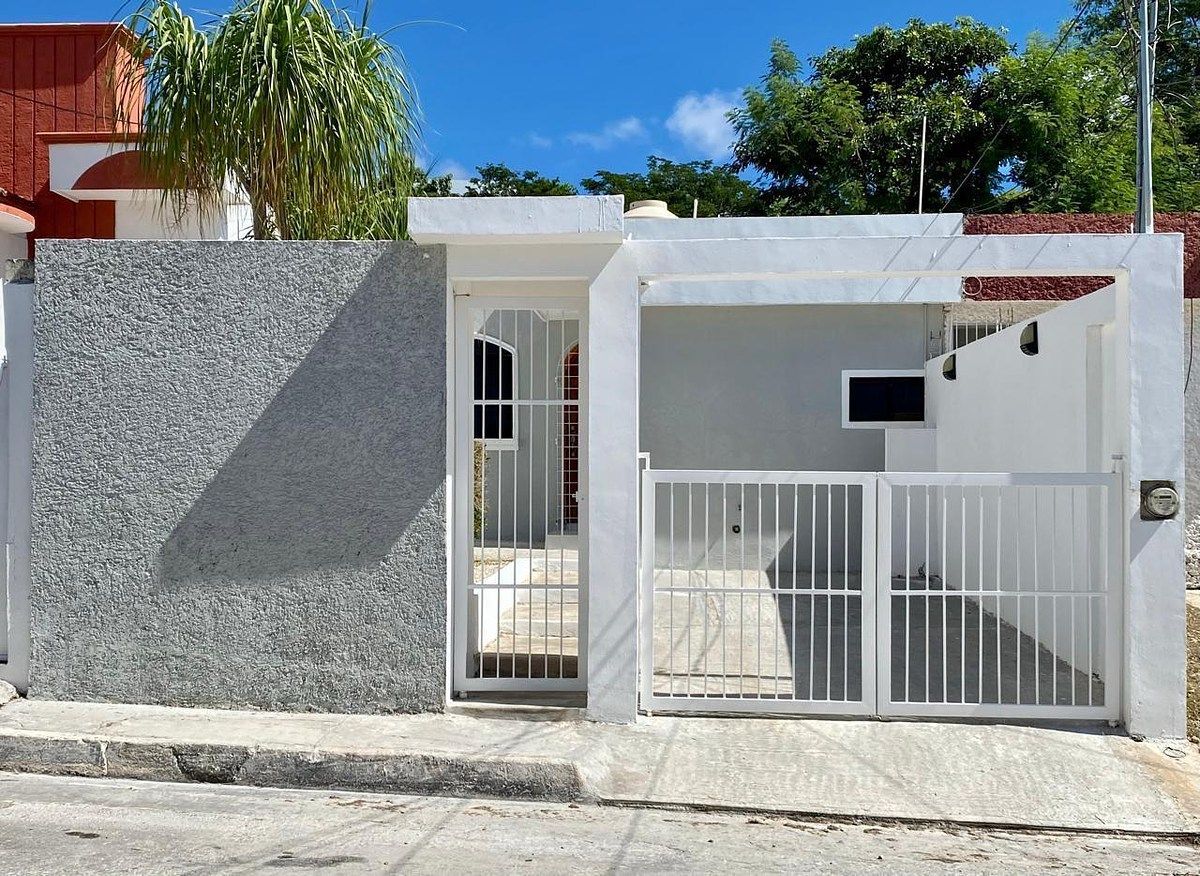 EN RENTA - CASA SIN AMUEBLAR 2 HABITACIONES DE UNA PLANTA EN LOMAS DEL PEDREGAL, foto 1 de 19