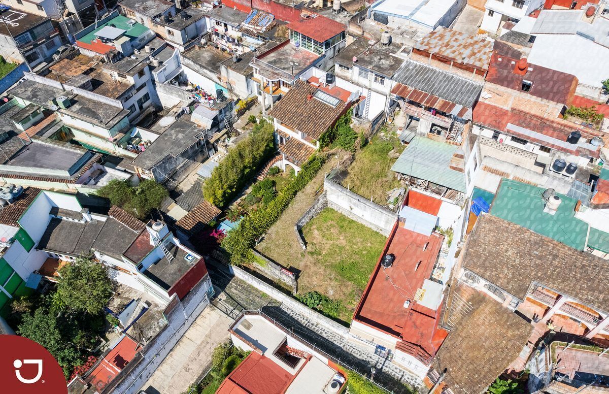 Terreno en venta en callejón del Centro Histórico de Xalapa