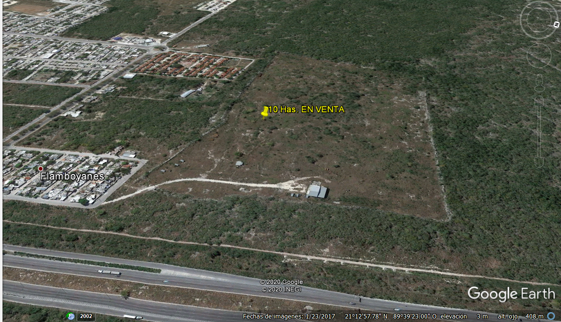 5 de 8: Terreno en progreso Yucatán vista desde la carretera