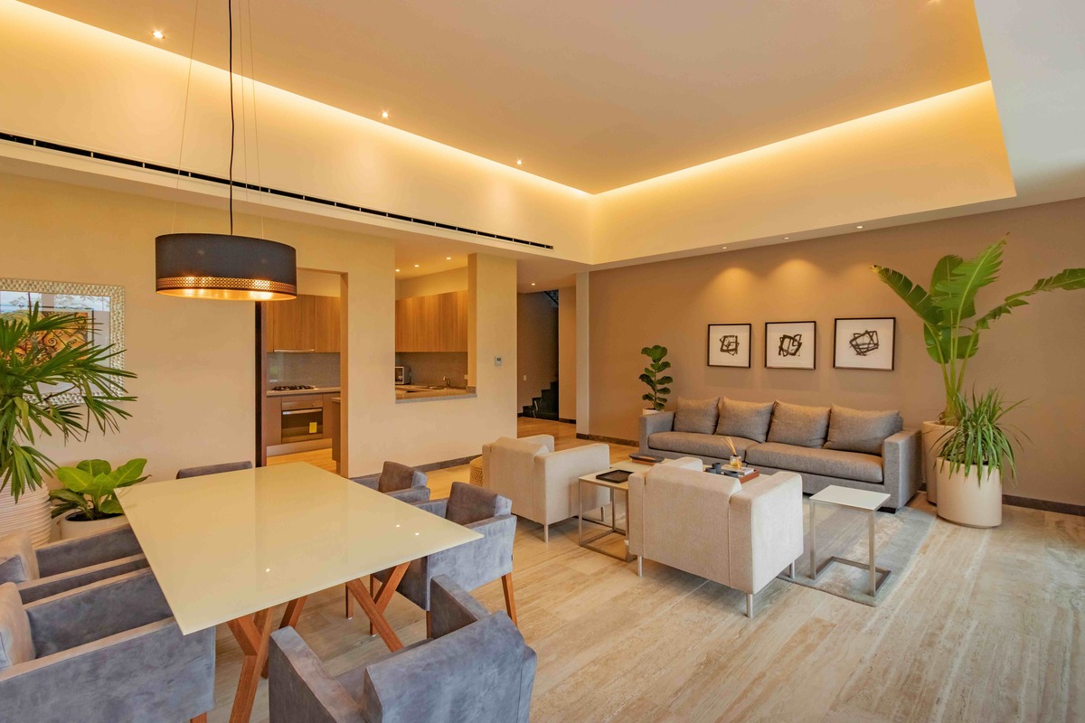 5 of 15: Sala, Comedor