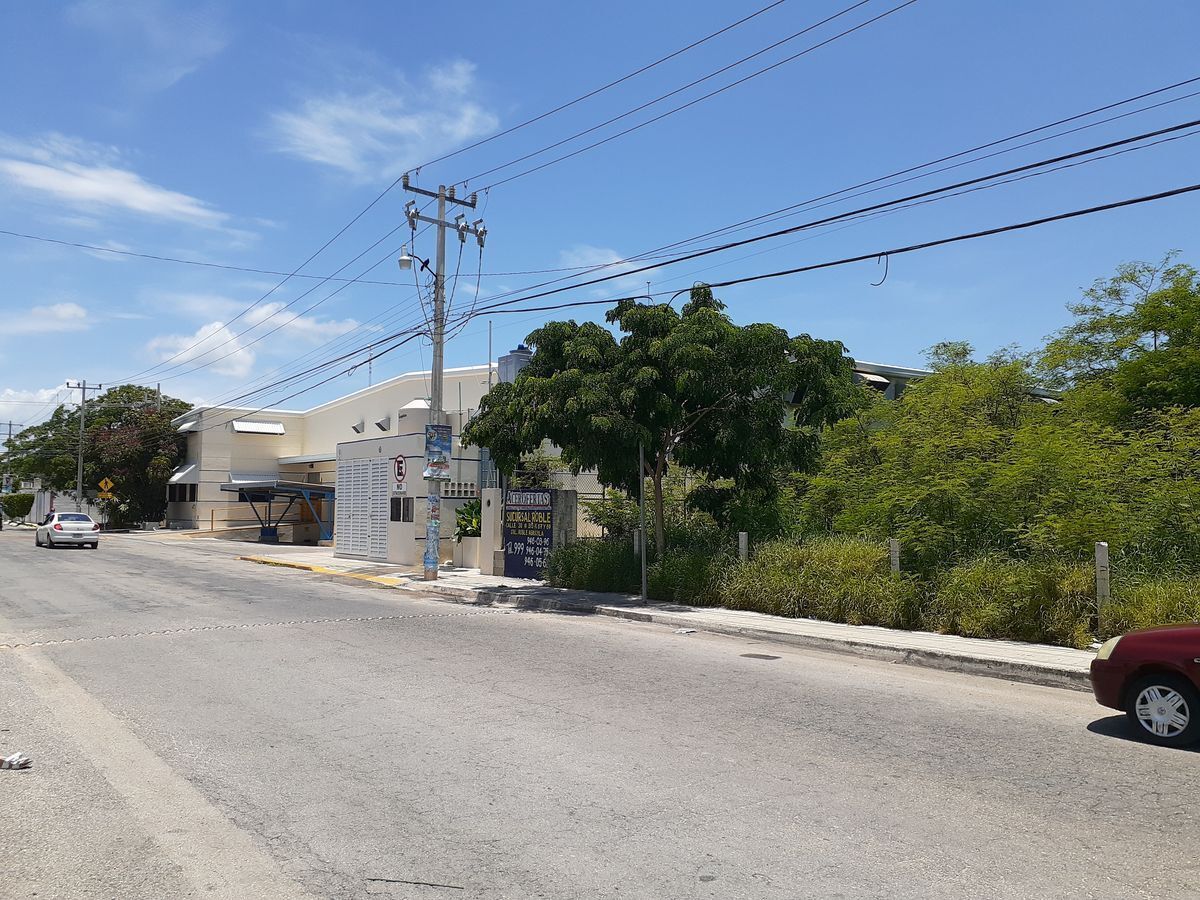 6 de 10: Terreno comercial en Mérida carretera a Umán 
