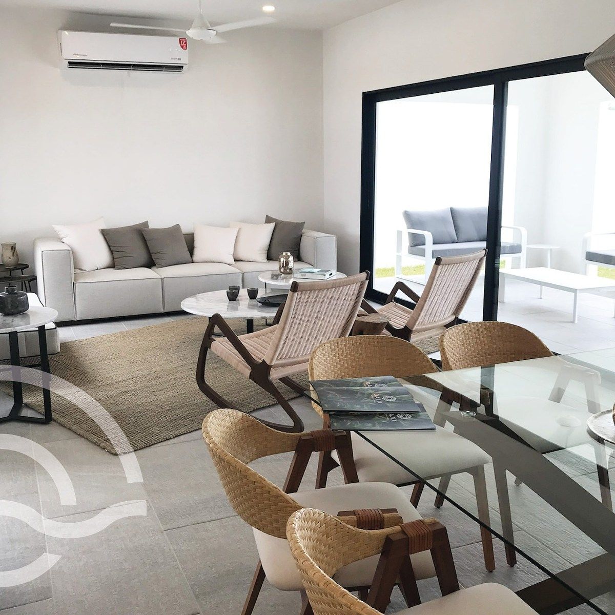 21 de 34: CASA MUESTRA