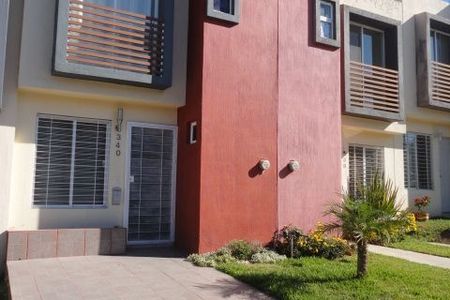 Casa en renta, Fracc. Real Cantabria, col. Hogares de Nuevo México, Zapopan,  Jal | EasyBroker