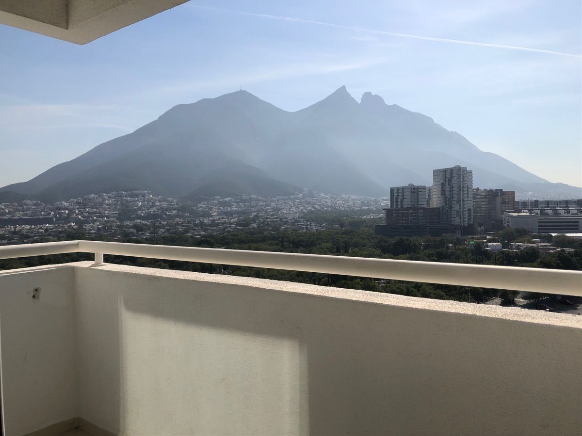 Departamento en renta en Torre Iconos, foto 1 de 23