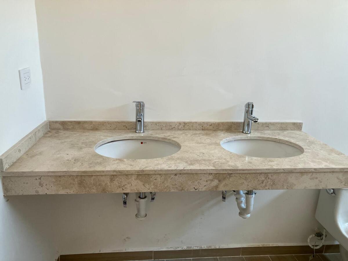 9 de 18: Baño Habitación Principal