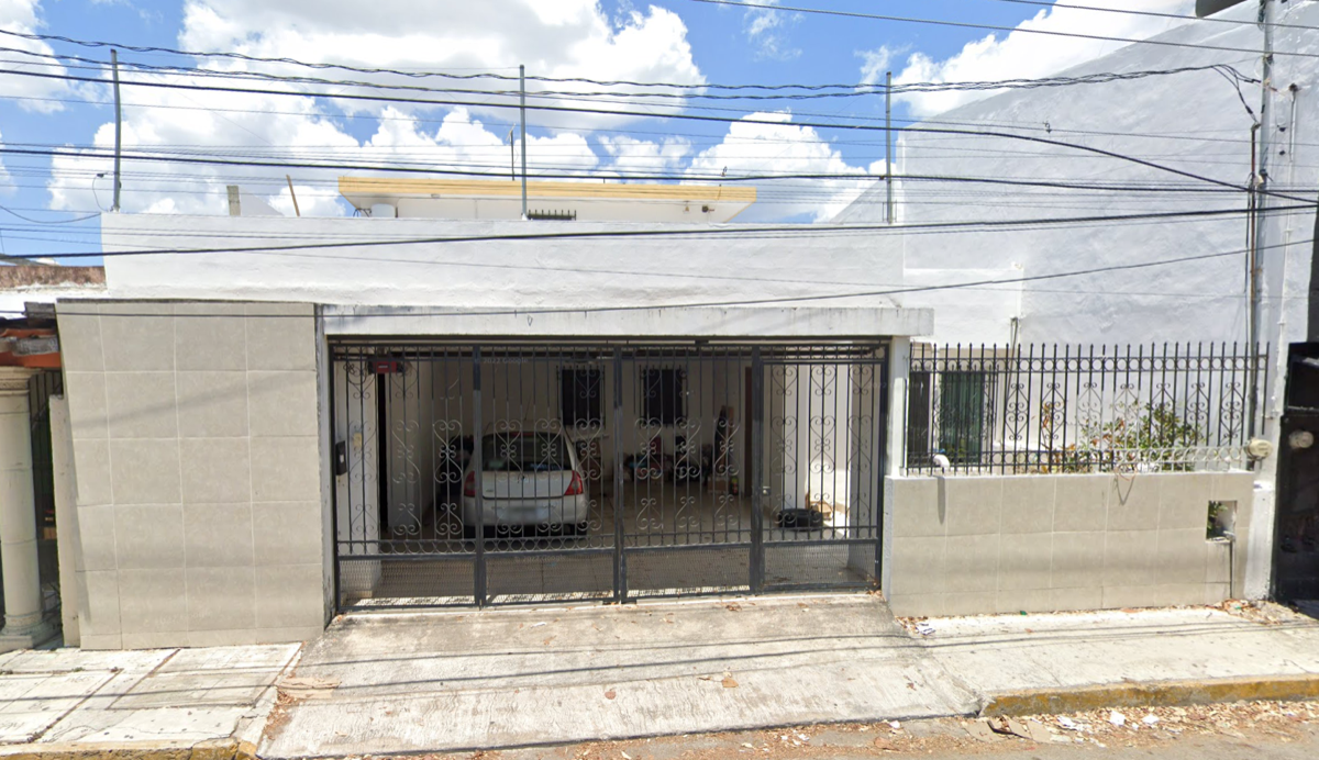 CASA EN VENTA, IDEAL NEGOCIO O AirbAndB, REMODELA. RESIDENCIAL PENSIONES  MÉRIDA.