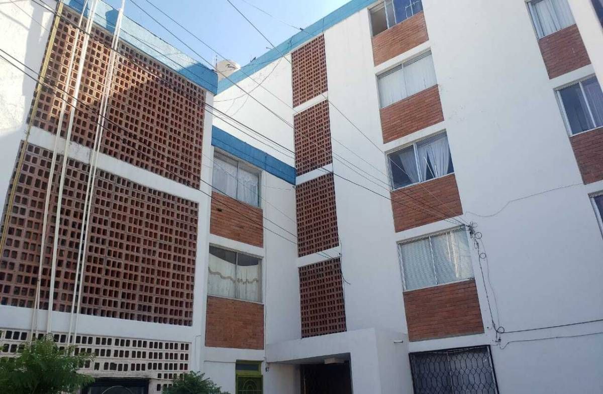 1 de 16