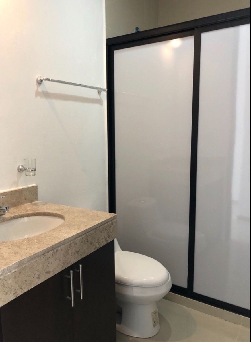 23 de 31: BAÑO