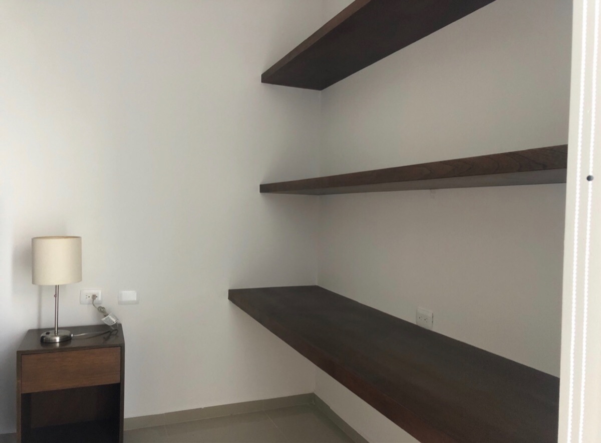 32 de 36: ESCRITORIO