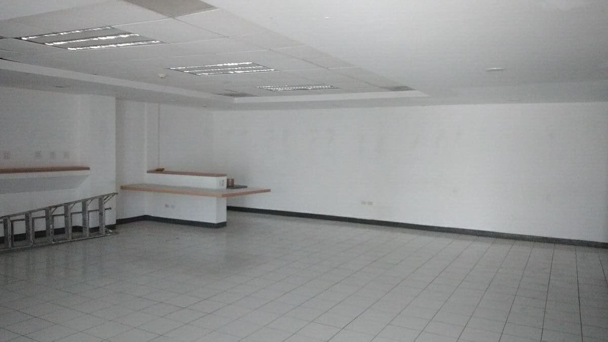 LOCAL COMERCIAL EN SOLIDARIDAD