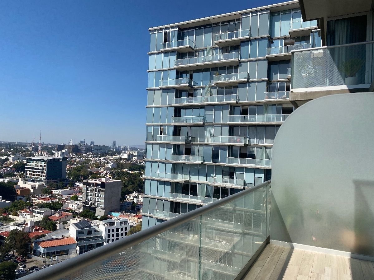 1 de 23: city tower piso 15