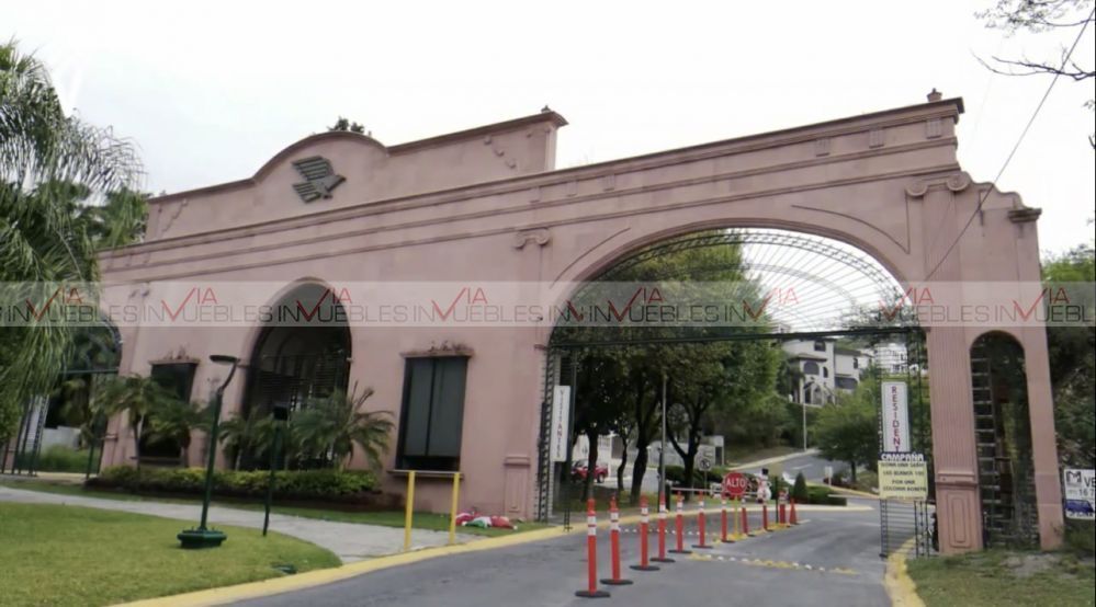 Terreno Residencial En Venta En Las Águilas, Guadalupe, Nuevo León
