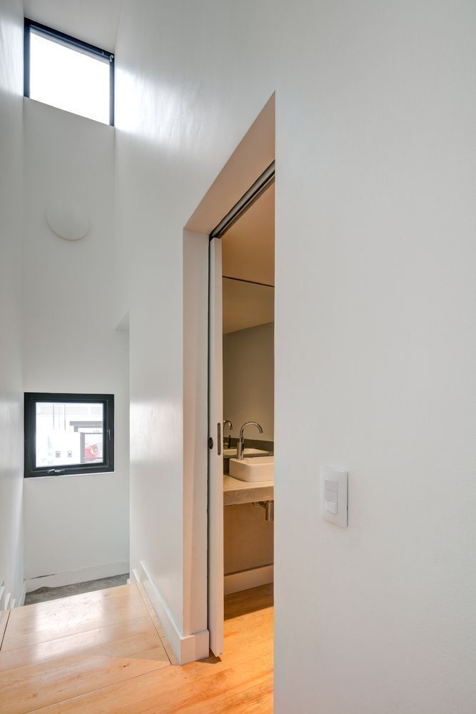 7 de 28: Baño de visitas.