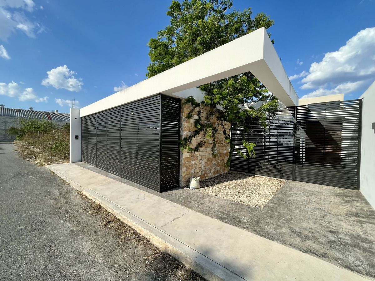 1 de 35: Fachada Frontal