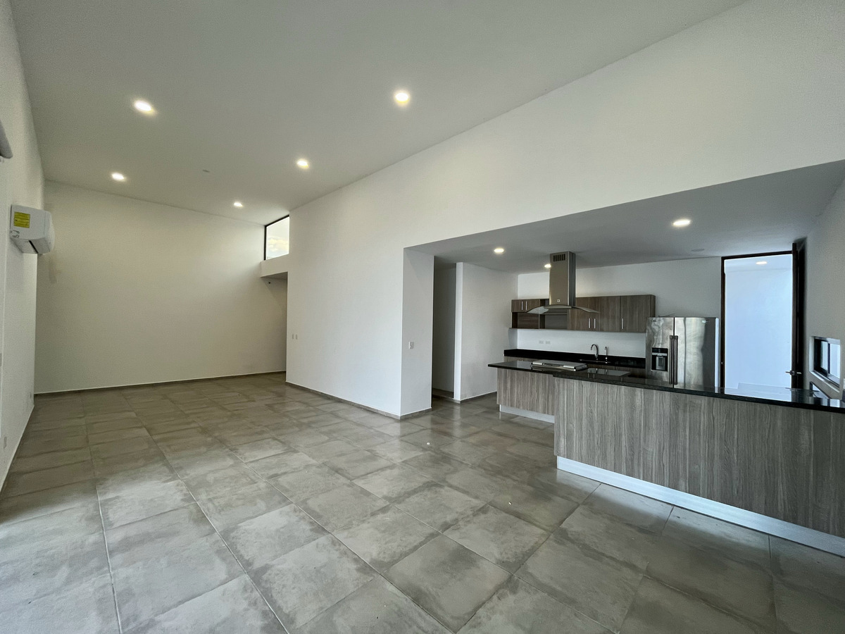 9 de 35: Sala / Comedor