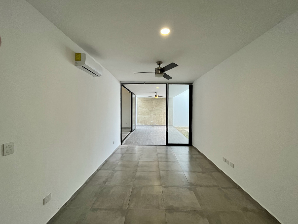 16 de 35: Family Room