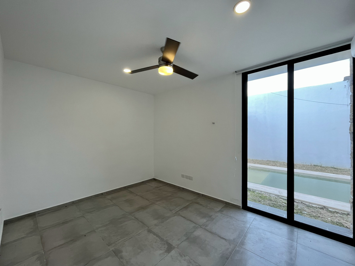 18 de 35: Recámara Secundaria 1