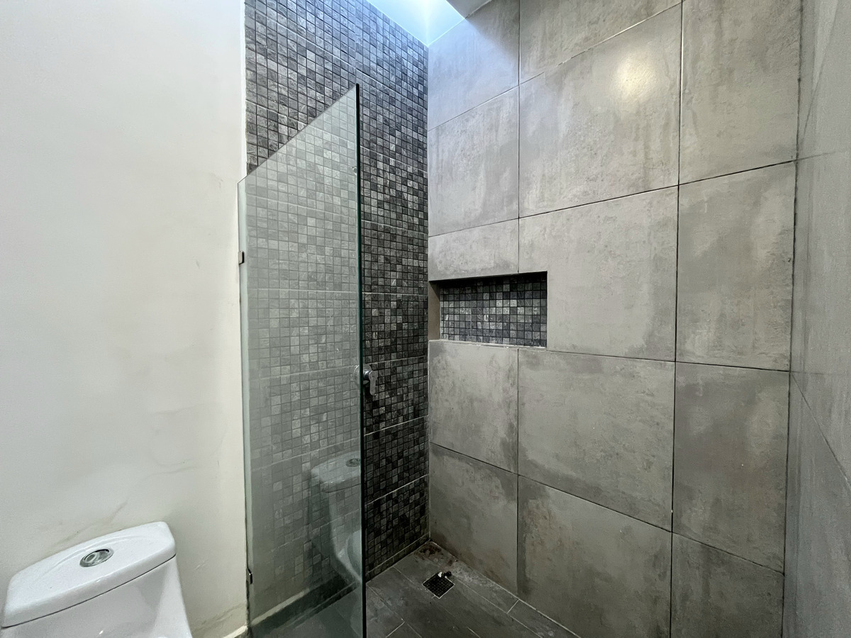 21 de 35: Baño Recámara Secundaria 1