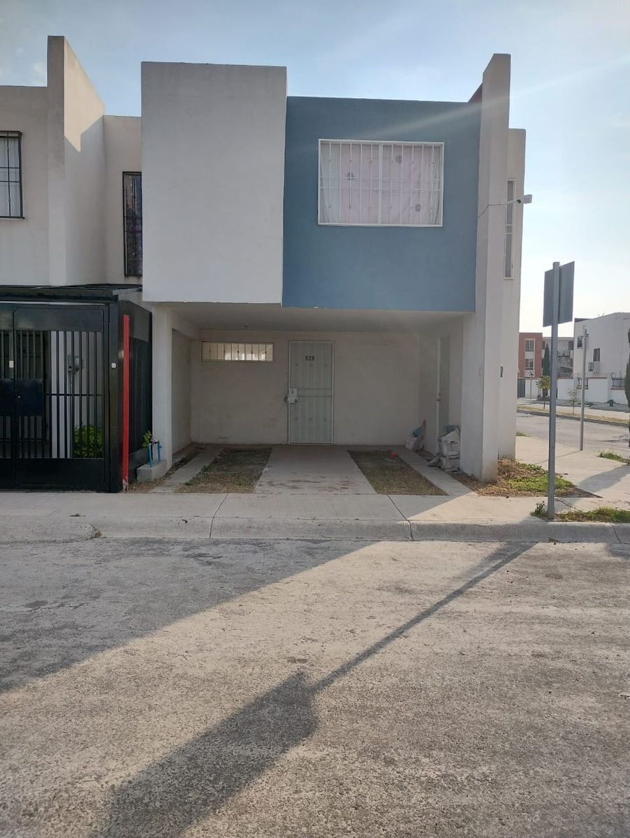 1 de 12: Fachada