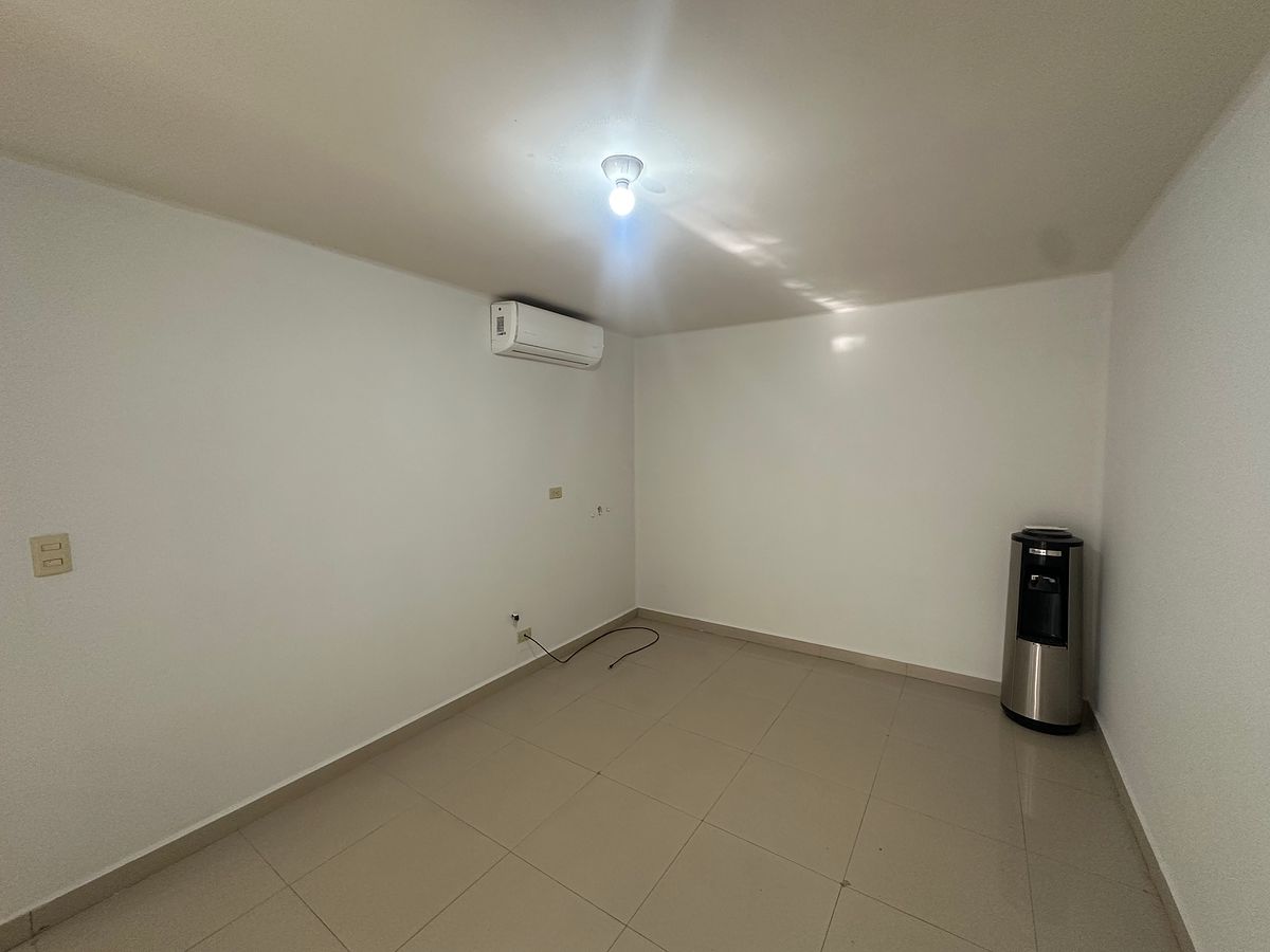 16 de 25: Habitación 4 u oficina