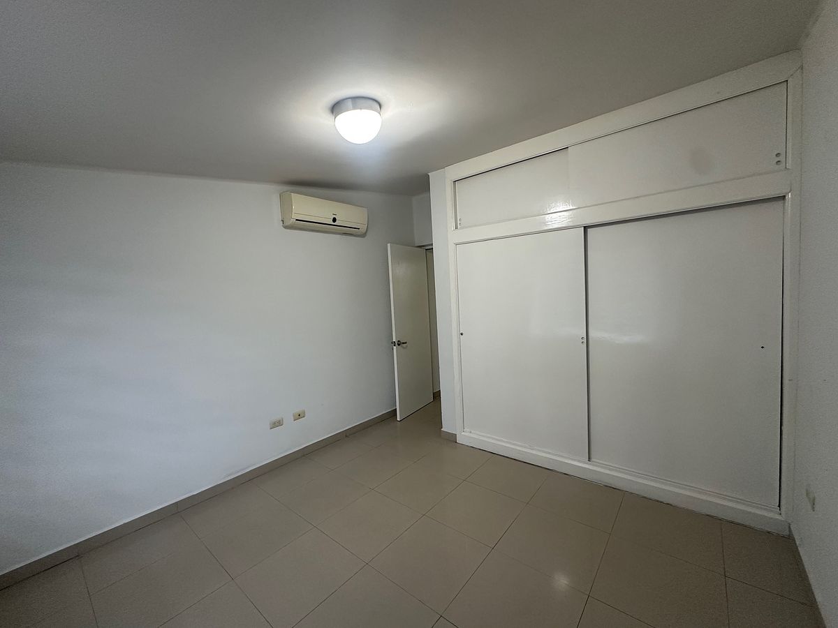 20 de 25: Habitación 2