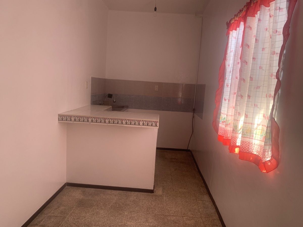 3 de 6: obrera_renta_inmueble