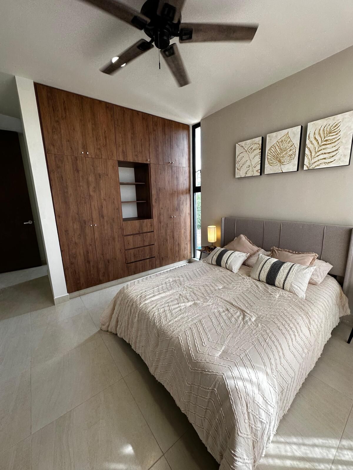 7 of 16: DEPARTAMENTO MUESTRA