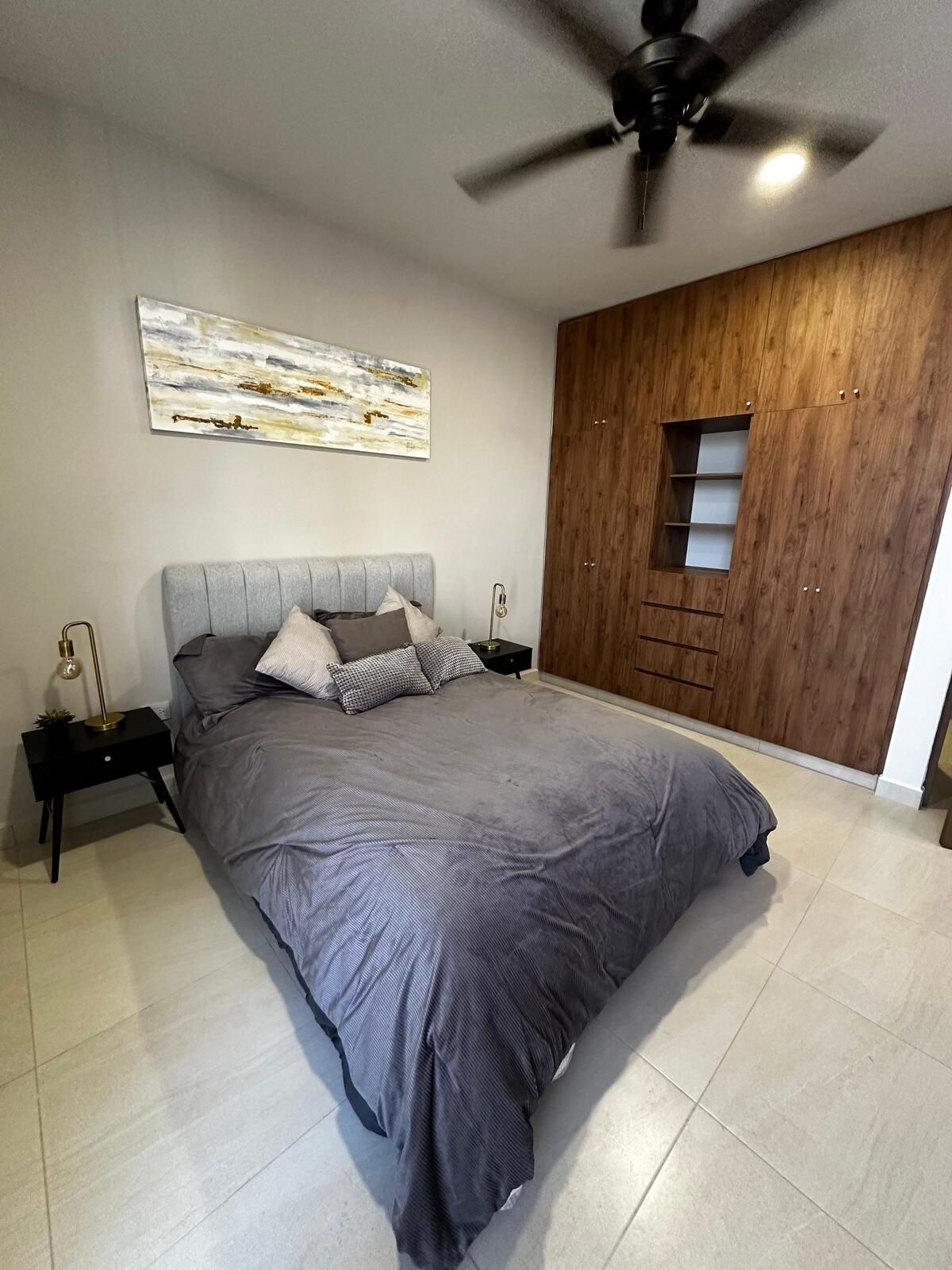 9 of 16: DEPARTAMENTO MUESTRA