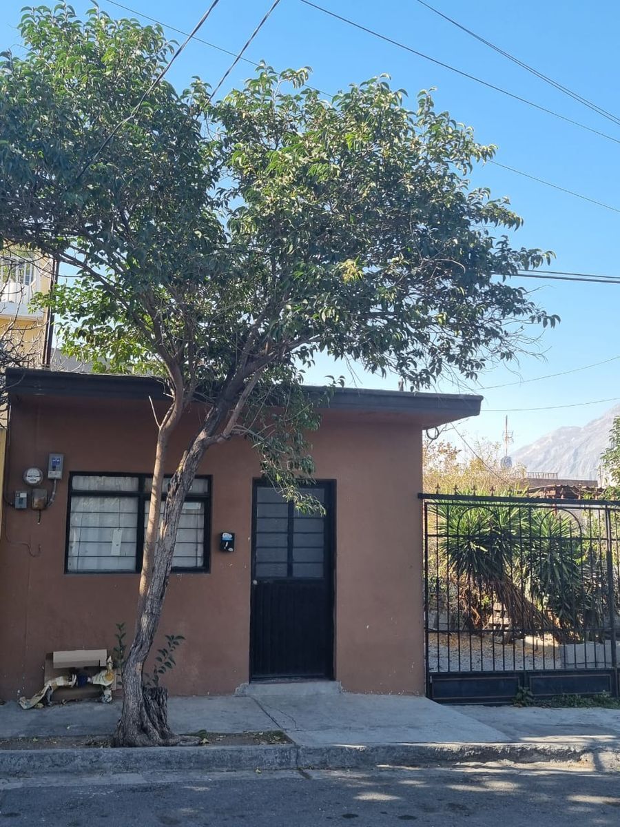 Casa en venta en el casco de San Pedro