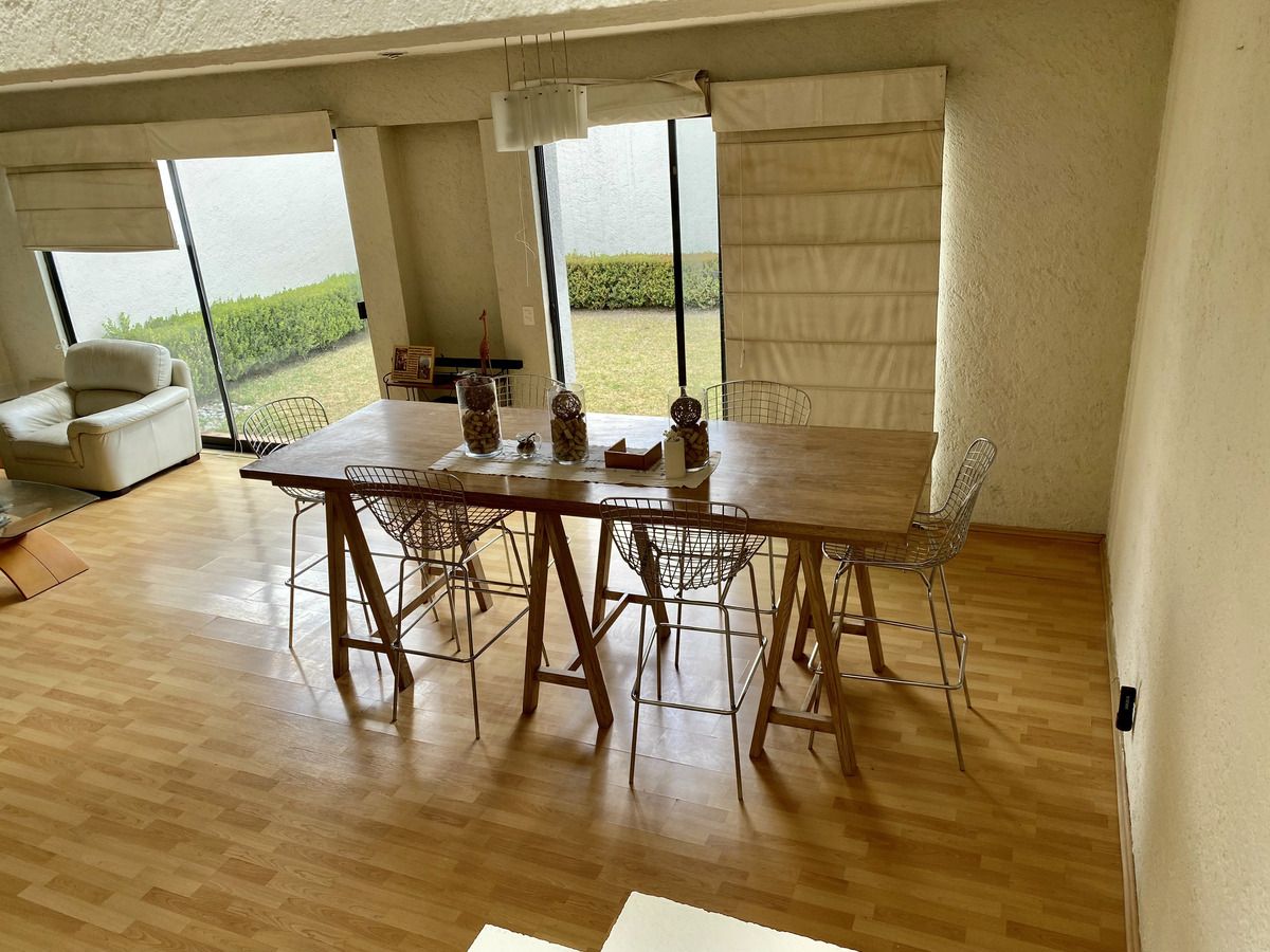 4 de 18: Comedor 