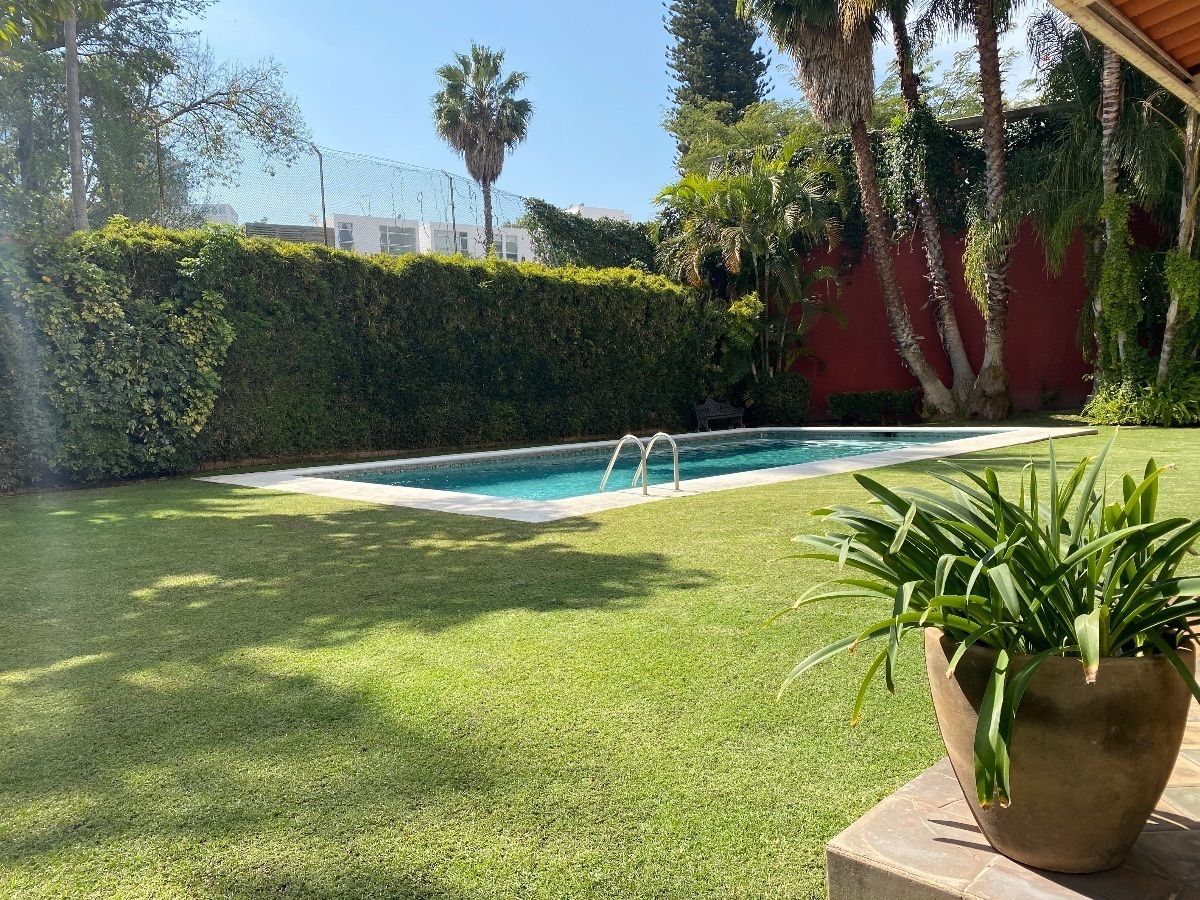 7 de 34: área común jardín 